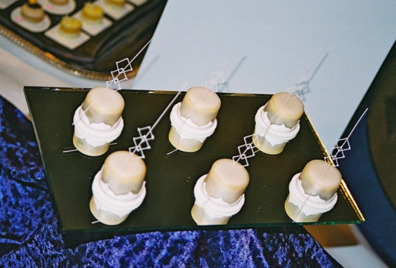 fondant petit fours 