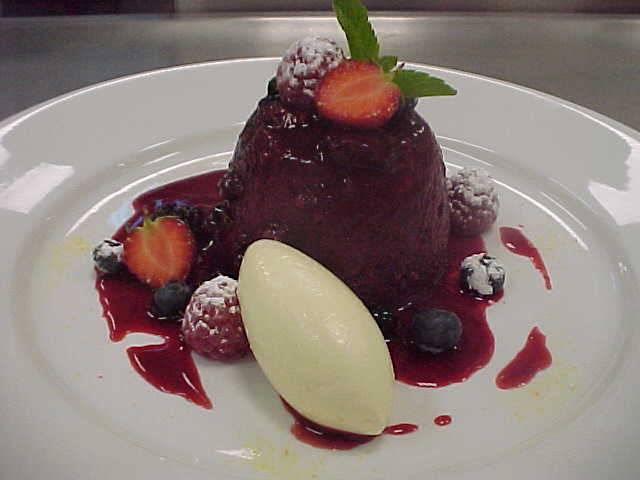 Summer pudding 